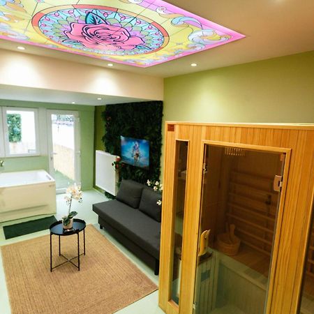 Capsule Flower - Balneo - Cinema - Billard - Nintendo Switch - Mons Centre ภายนอก รูปภาพ