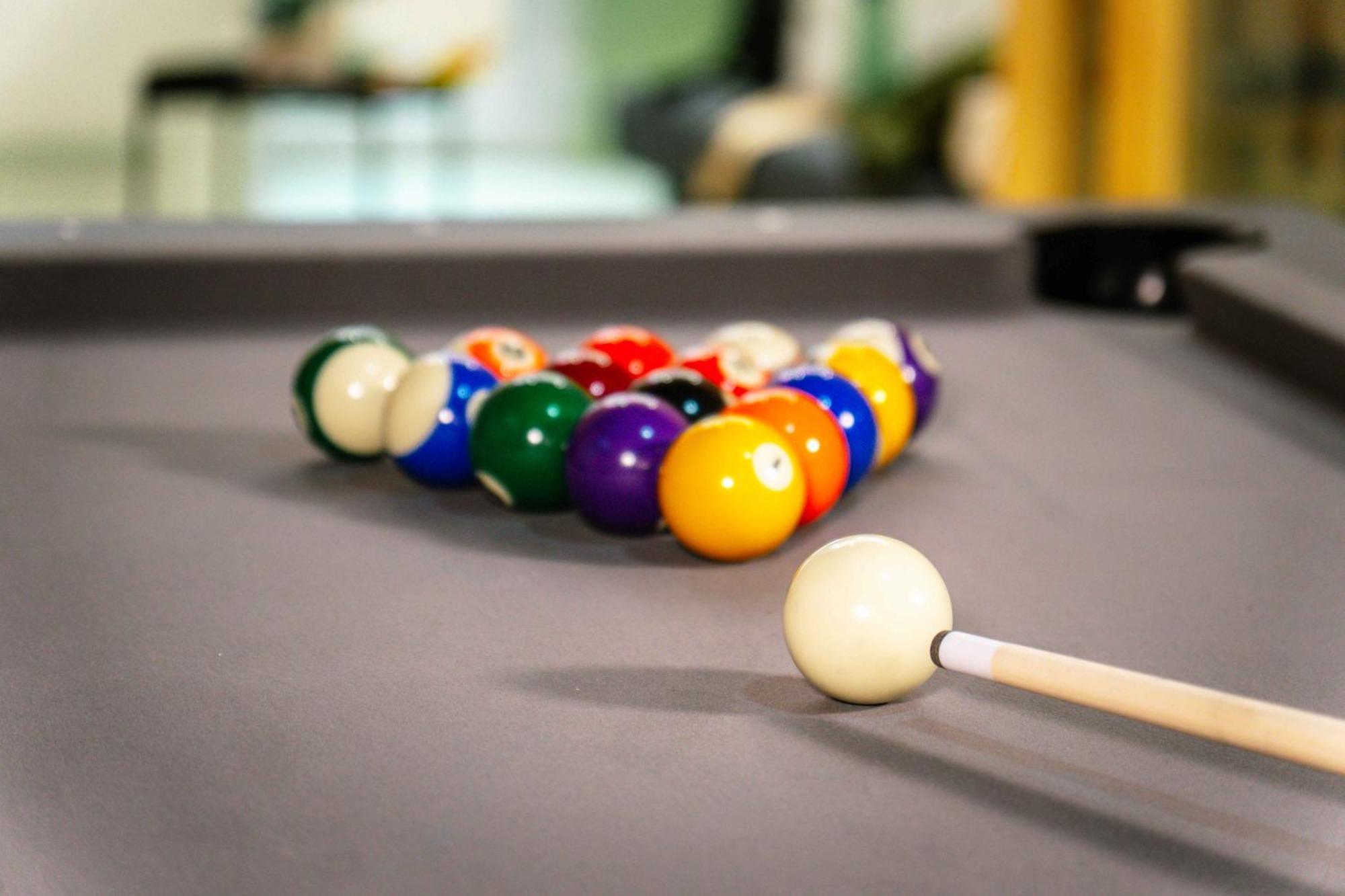 Capsule Flower - Balneo - Cinema - Billard - Nintendo Switch - Mons Centre ภายนอก รูปภาพ